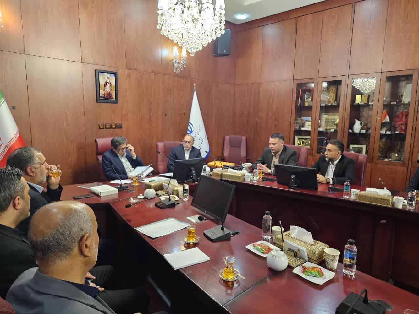 دیدار سرپرست شهرداری ویس با وزیر محترم اقتصاد ودارایی در معیت نماینده اهواز در مجلس