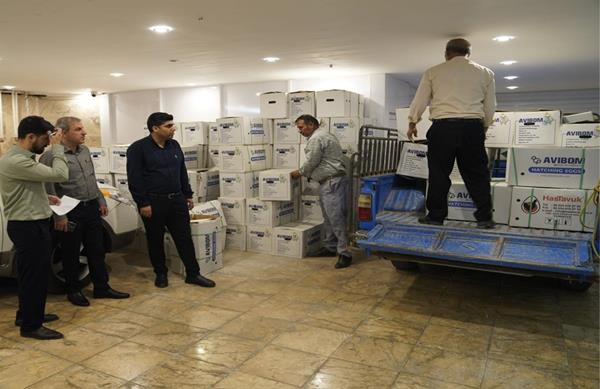 ۲ هزار و ۵۰۰ بسته نوشت‌افزار به دانش‌آموزان چهار شهر خوزستان رسید