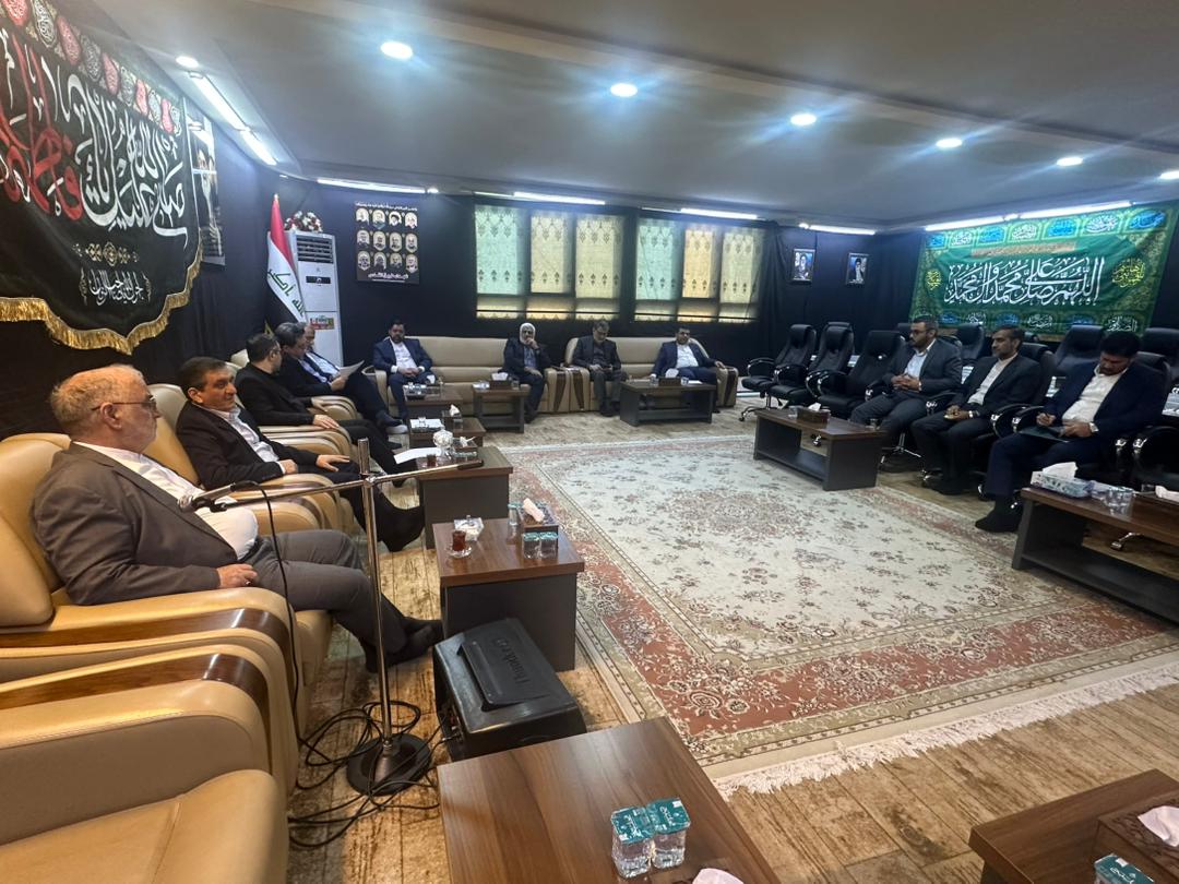 خانزادی: تمرکز بر اجرای توافقات و مدیریت یکپارچه مرز شلمچه برای احیای تجارت