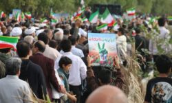 مشارکت گسترده شرکت نفت و گاز اروندان در برپایی باشکوه و حماسه راهپیمایی ۲۲ بهمن در چندین شهر