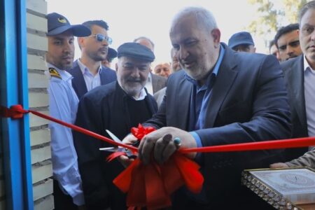 وزیر نیرو طرح‌های آبرسانی شهرهای جنوب خوزستان را افتتاح کرد